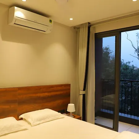 Apt# One-Four-Two - With Lift - High Speed Wifi - Smart Tv New Delhi Exterior photo